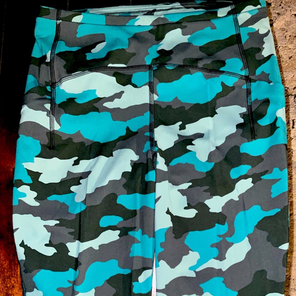 Lululemon Align High-Rise Pant 28" Heritage 365 Camo Tidewater Teal Multi